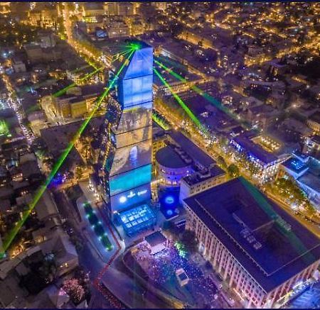 Evrika Apartments On Rustaveli Avenue تبليسي المظهر الخارجي الصورة