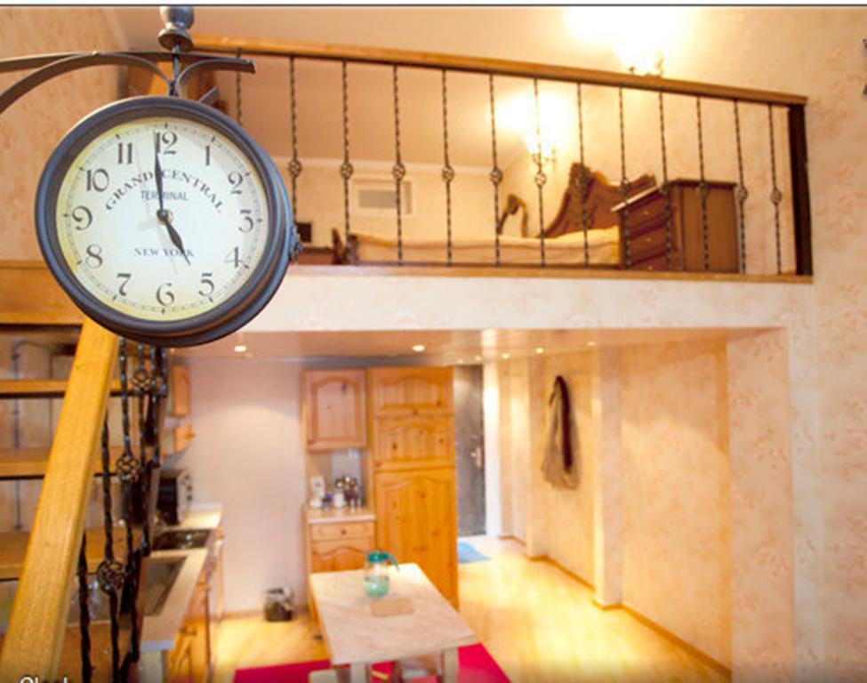 Evrika Apartments On Rustaveli Avenue تبليسي الغرفة الصورة