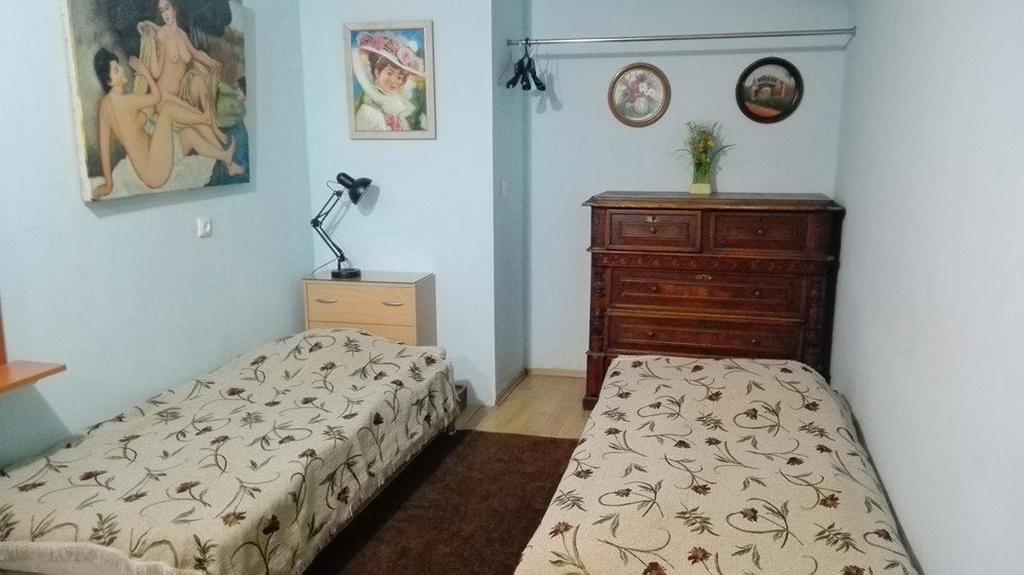 Evrika Apartments On Rustaveli Avenue تبليسي المظهر الخارجي الصورة